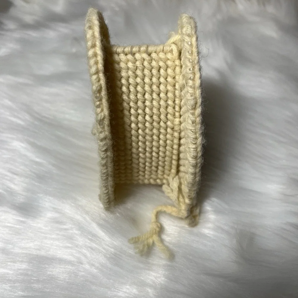 VTG Embroidered Heart Trinket Box Plastic Canvas Crochet Yarn Keepsake Jewelry